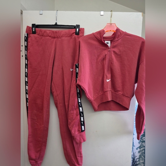 Nike Essential Fleece Tracksuit Set  In dusty Pink Size XS - Picture 5 of 11